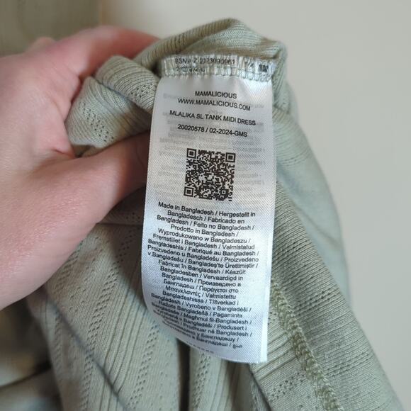 Mamalicious Maternity jersey pointelle tank midi dress in sage green - Picture 9 of 13